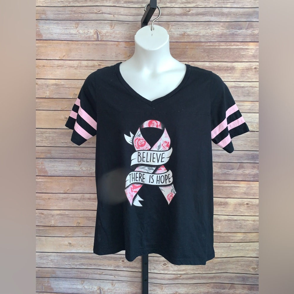 Torrid Hope Ribbon Design tee top - Size 0